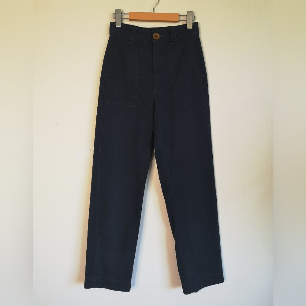 BEATON LINEN Women's Utility Pants in Navy